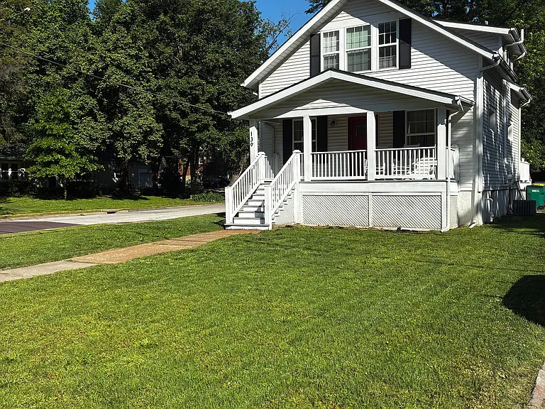 139 W Kirkham Ave — Photo 1