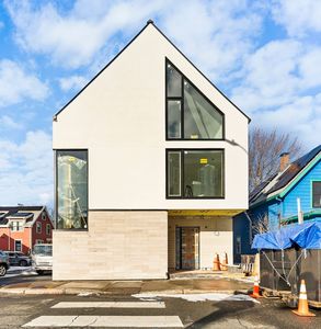 55 Harvey St, Cambridge, MA, 02140
