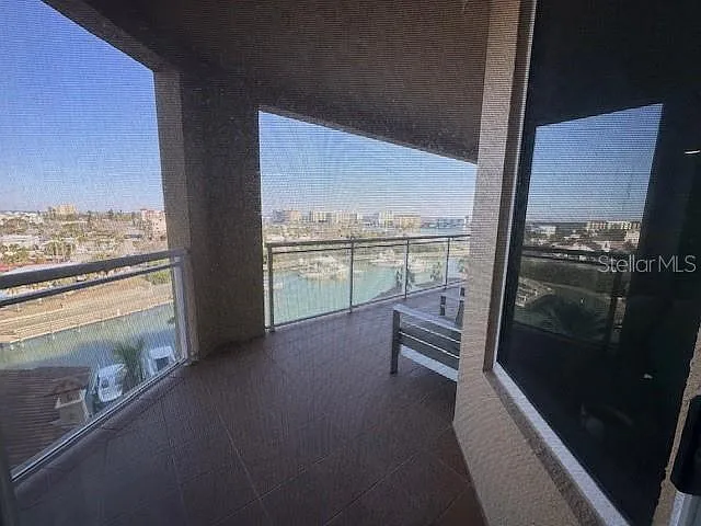 521 Mandalay Ave #704 — Photo 33