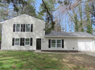 2565 Ravencliff Rd, Atlanta, GA 30349