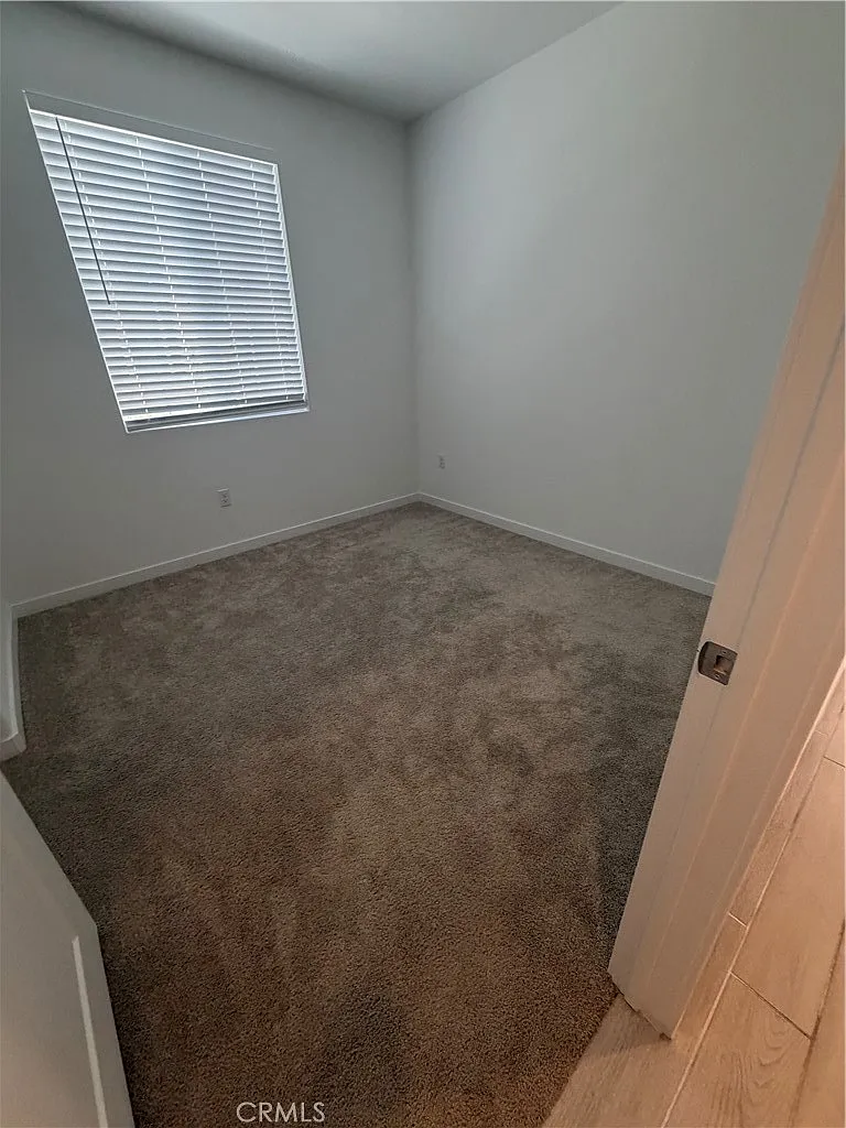 4 bed, 2050 sqft, $3,500 — Photo 4