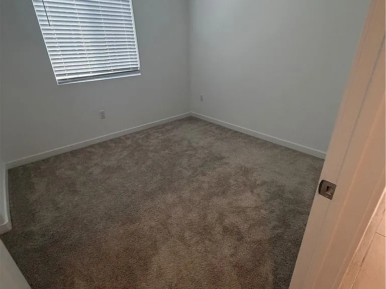 1108 Tomcat Ave — Photo 4