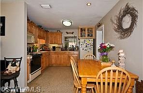 5th image of 7603 McDaniel Dr