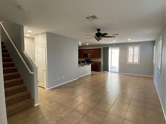 3rd image of 792 Proud Waters Ct