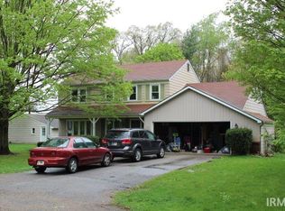 792 Raintree Rd, Warsaw, IN 46582