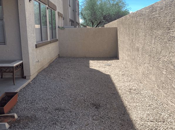 1886 E Don Carlos Ave UNIT 110