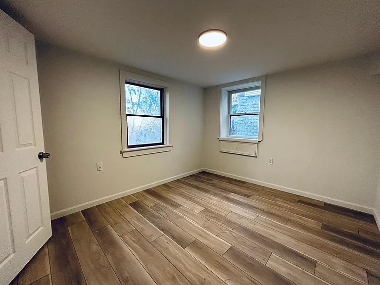720 Quaill Ave #5 — Photo 7