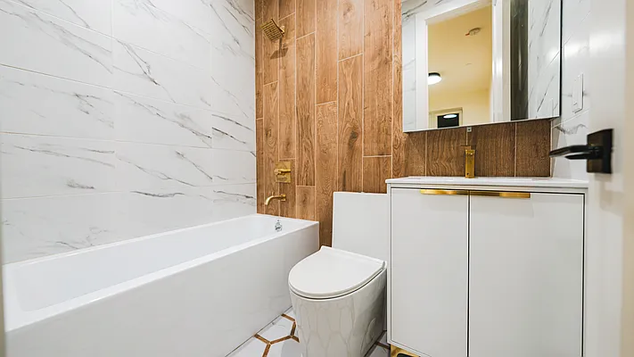 Rented by Nooklyn NYC LLC | media 9