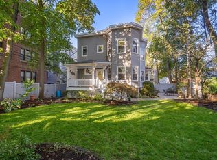 59-59 Ellery St #R, Cambridge, MA 02138