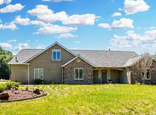18255 Gas Point Rd, Cottonwood, CA 96022