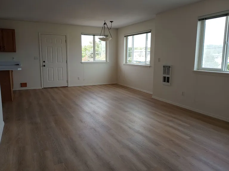 4421 Sucia Dr — Photo 3