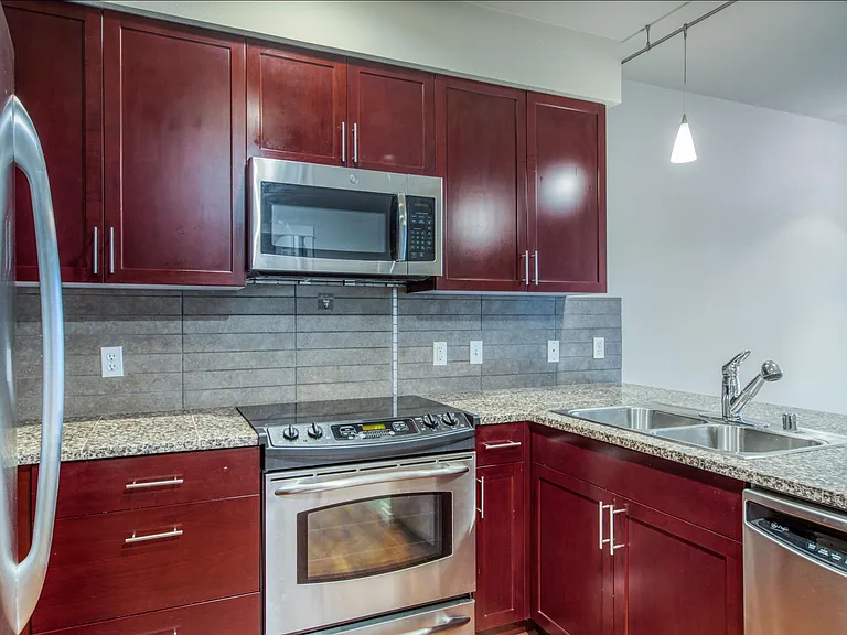 180 Harbor Square Loop NE #B218 — Photo 8