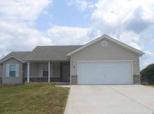 94 Robin Hood Dr, Troy, MO 63379