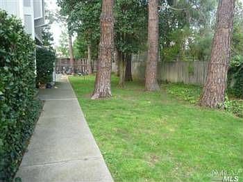 2nd image of 868 Tamalpais Ave APT B