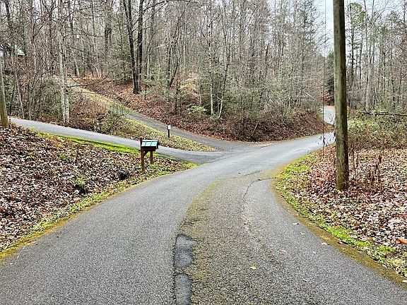 4th image of 32 Highland Dr Lot 32