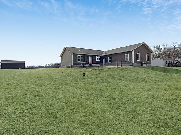 4th image of 2451 Palmer Rd