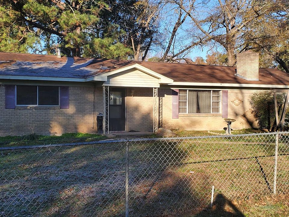 1st image of 157 Tharpe Ln