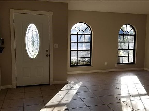 3rd image of 2482 Pine Chase Cir