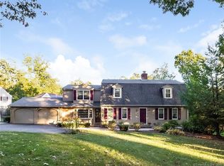 42 Valley View Dr, Farmington, CT 06032