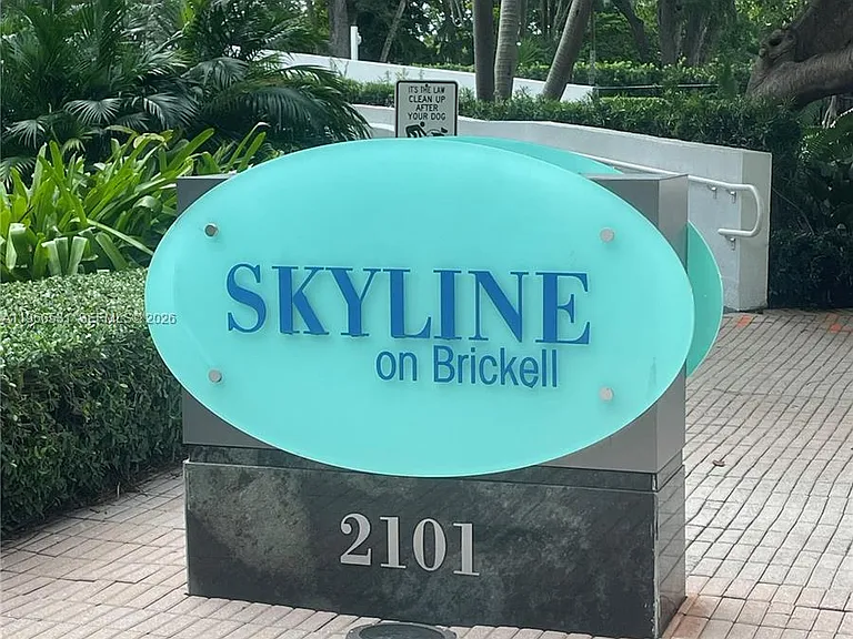 2101 Brickell Ave #2202 — Photo 1