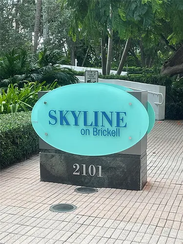 2101 Brickell Ave #2202 Photo 1