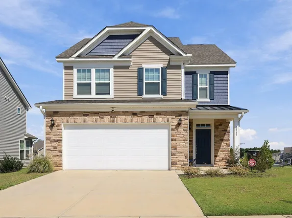 1065 Sidney Creek Dr, Zebulon, NC 27597