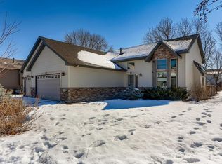 9123 Yates Bay Ct, Minneapolis, MN 55443