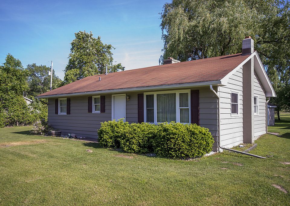 SHINING ON SHAFFER!Whether you need a starter home, you're downsizing or looking for a cabin up north. This home has something for everyone. This two bedroom, one bathroom home with over a thousand square feet offers a nice detached garage, two sheds, large kitchen, many updated windows, a wood stove and a formal dining room. Located just minutes from Midland and a stones throw from Sanford & Wixom lakes! Call today to schedule your own private tour of this outstanding home! 