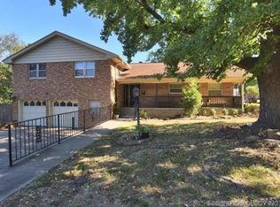 4314 Rolling Meadows Rd, Bartlesville, OK 74006