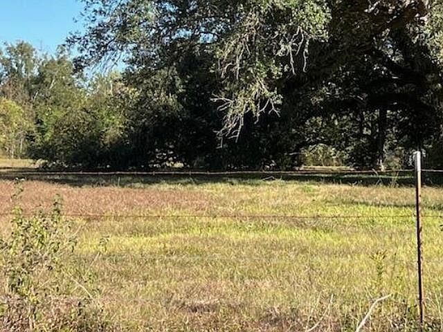 2nd image of Perry St