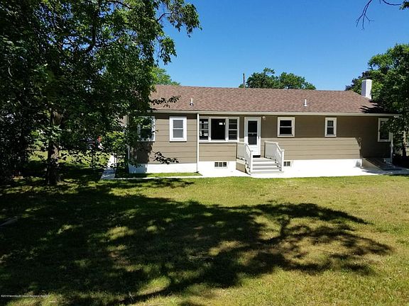 2nd image of 106 Malmy Dr