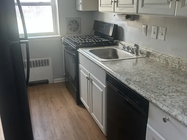 2557 W McNichols Rd, Detroit, MI