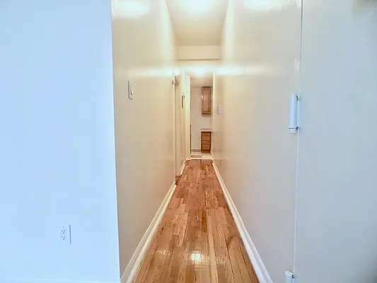 Rented by Sovereign Associates | media 12