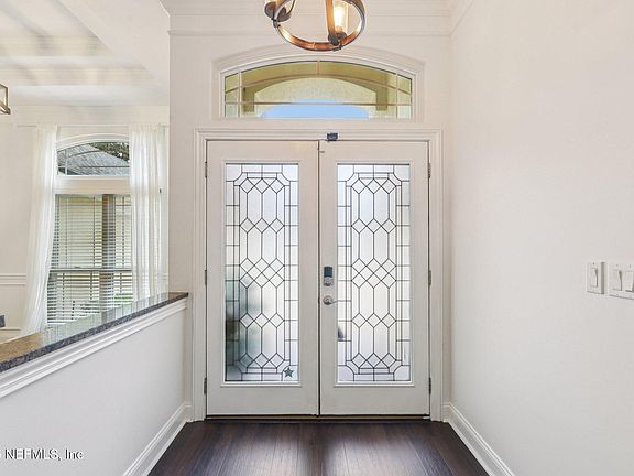 4th image of 125 PINEHURST POINTE Drive