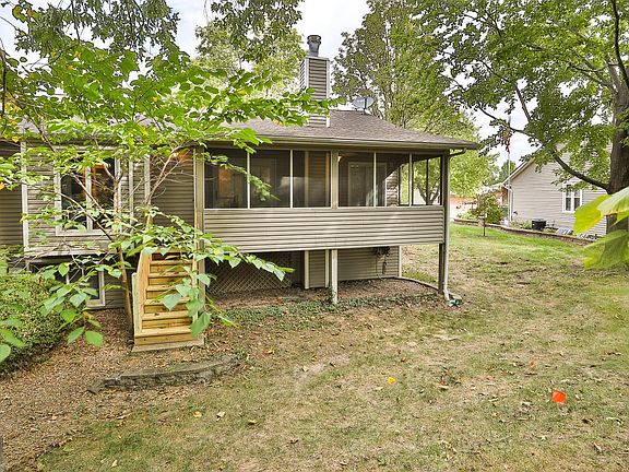 3rd image of 2486 Fox Bridge Ct