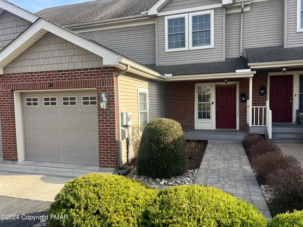 34 Oak Leaf Ln, East Stroudsburg, PA 18301