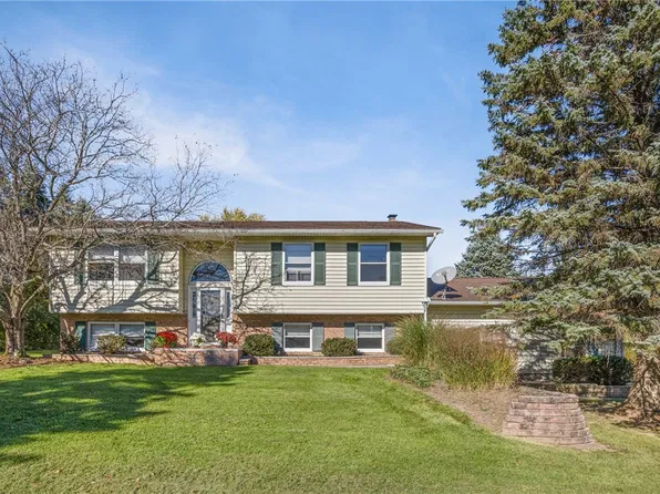 5272 Nott Rd, Canandaigua, NY 14424