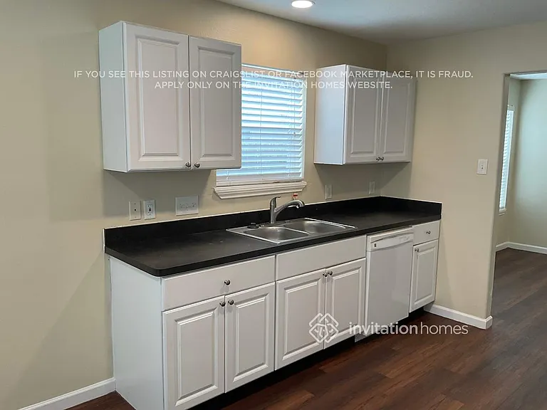 13206 Ambrosa Dr — Photo 6