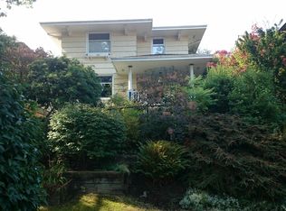 1215 17th Ave E, Seattle, WA 98112