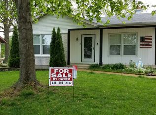 5 Countrywood Dr, Saint Peters, MO 63376