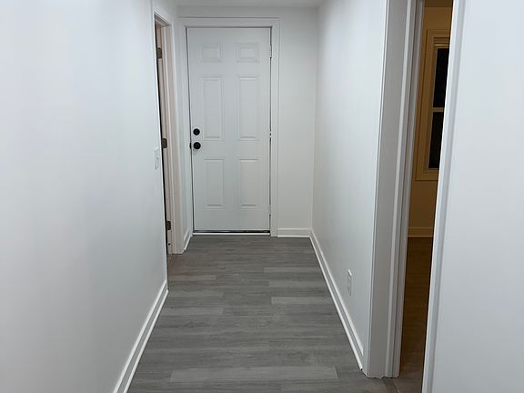 4th image of 336-338 Elm St #338-R