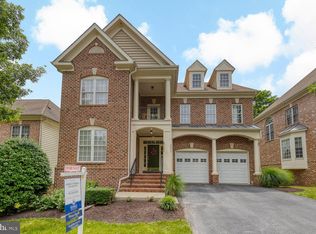 2892 Tanzanite Pl, Fairfax, VA 22031