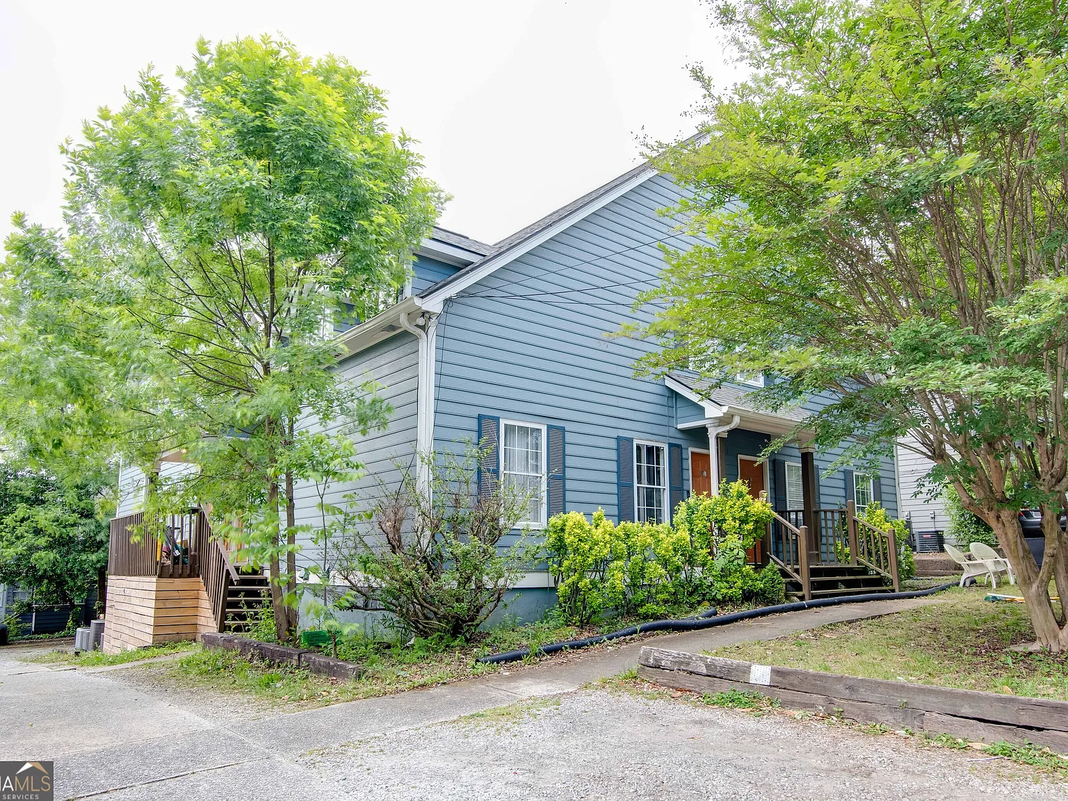 2 bed, 1.0 bath, $1,200 — Photo 2