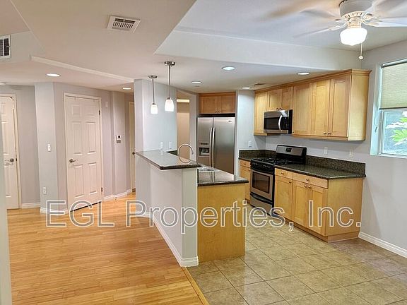3rd image of 3636 Jasmine Ave Unit 103