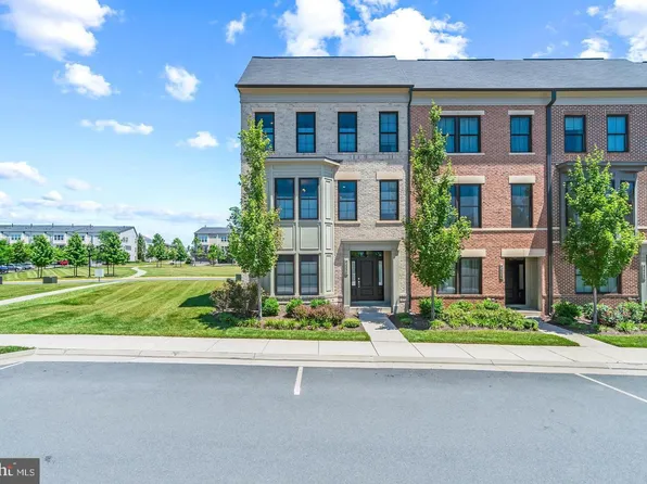 42256 Palladian Blue Ter, Ashburn, VA 20148