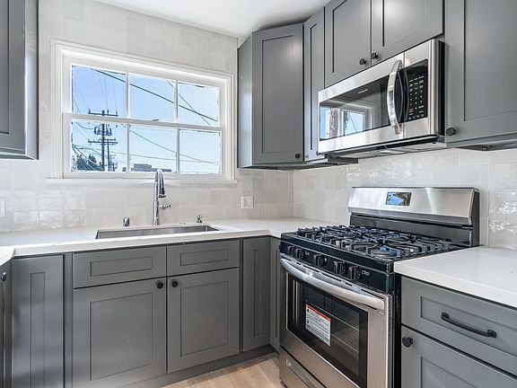 5th image of 9216 Alden Dr #10