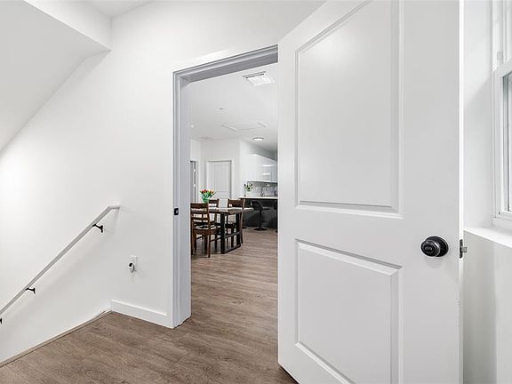 5th image of 1581 NW 29th Rd #7