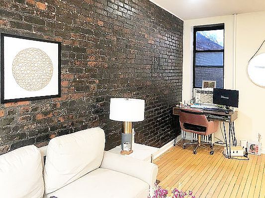 2nd image of 193 Bleeker St #8