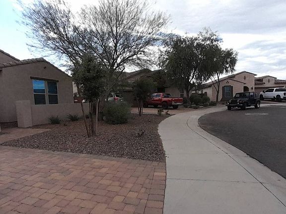 4th image of 18633 W Mackenzie Dr