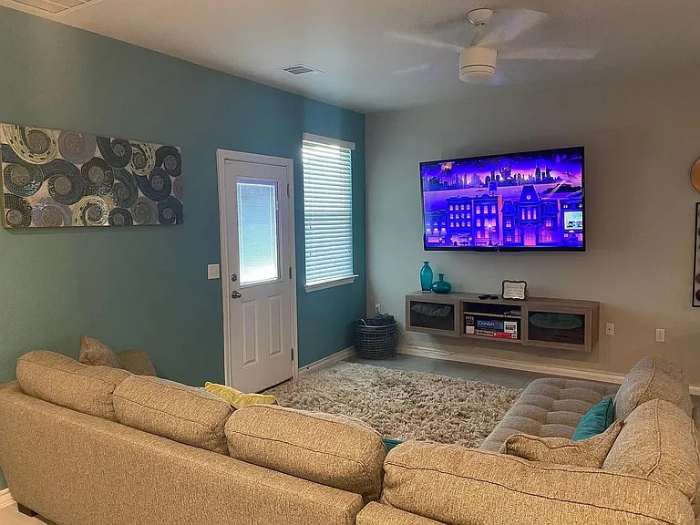 11806 Clayton Creek Ave — Photo 9